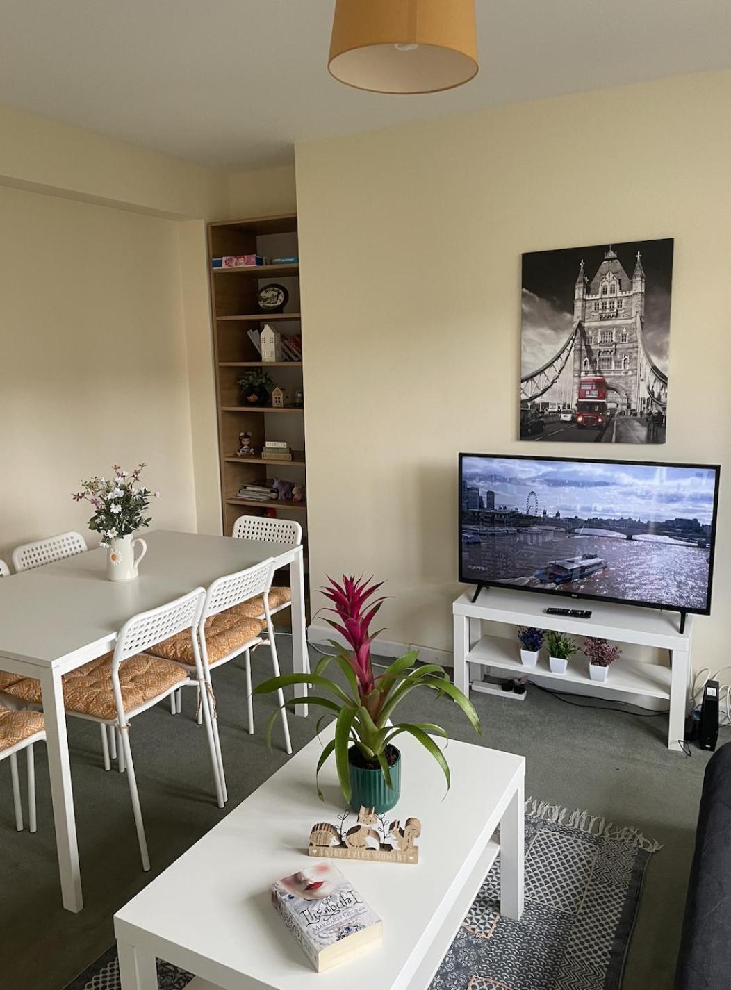 Stunning Flat Close To Regents Park And Euston Station! London Exterior photo